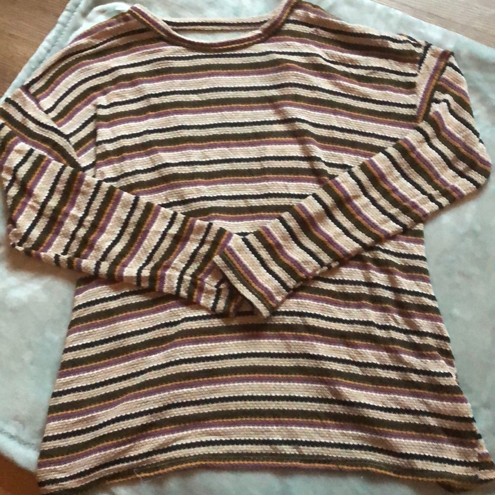 Open-back Long Sleeve Top